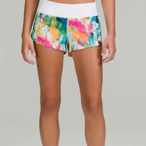 Sz 4 Limited Edition Lululemon Speed Up Low-Rise Lined Short 2.5" White Multi